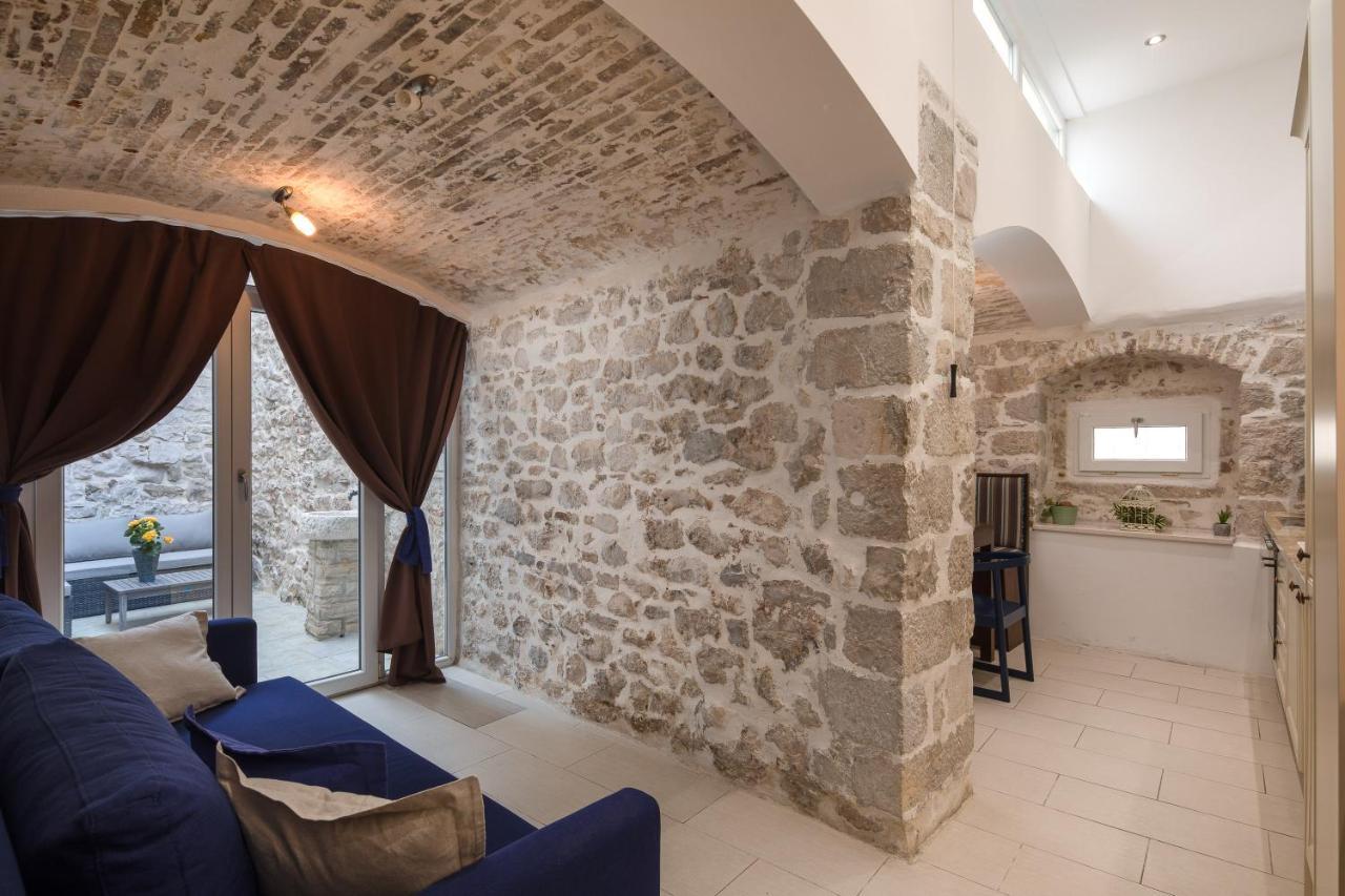 Hotel Awesome Stone House Split Exterior foto